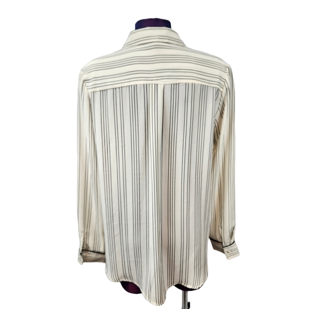 Who What Wear Striped Chiffon Button Down Blouse Size‎ Medium Women's Top - Picture 7 of 10
